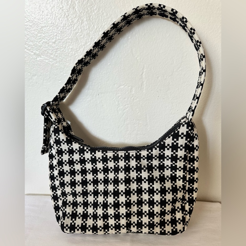 NWOT Baggu Shoulder Bag Black White Pixel Gingham